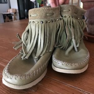 BUYAMBA Cycle of Hope MOCCASSINS